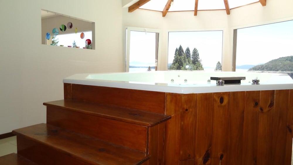 Nbh Lacus Boutique Hotel Bariloche Zewnętrze zdjęcie