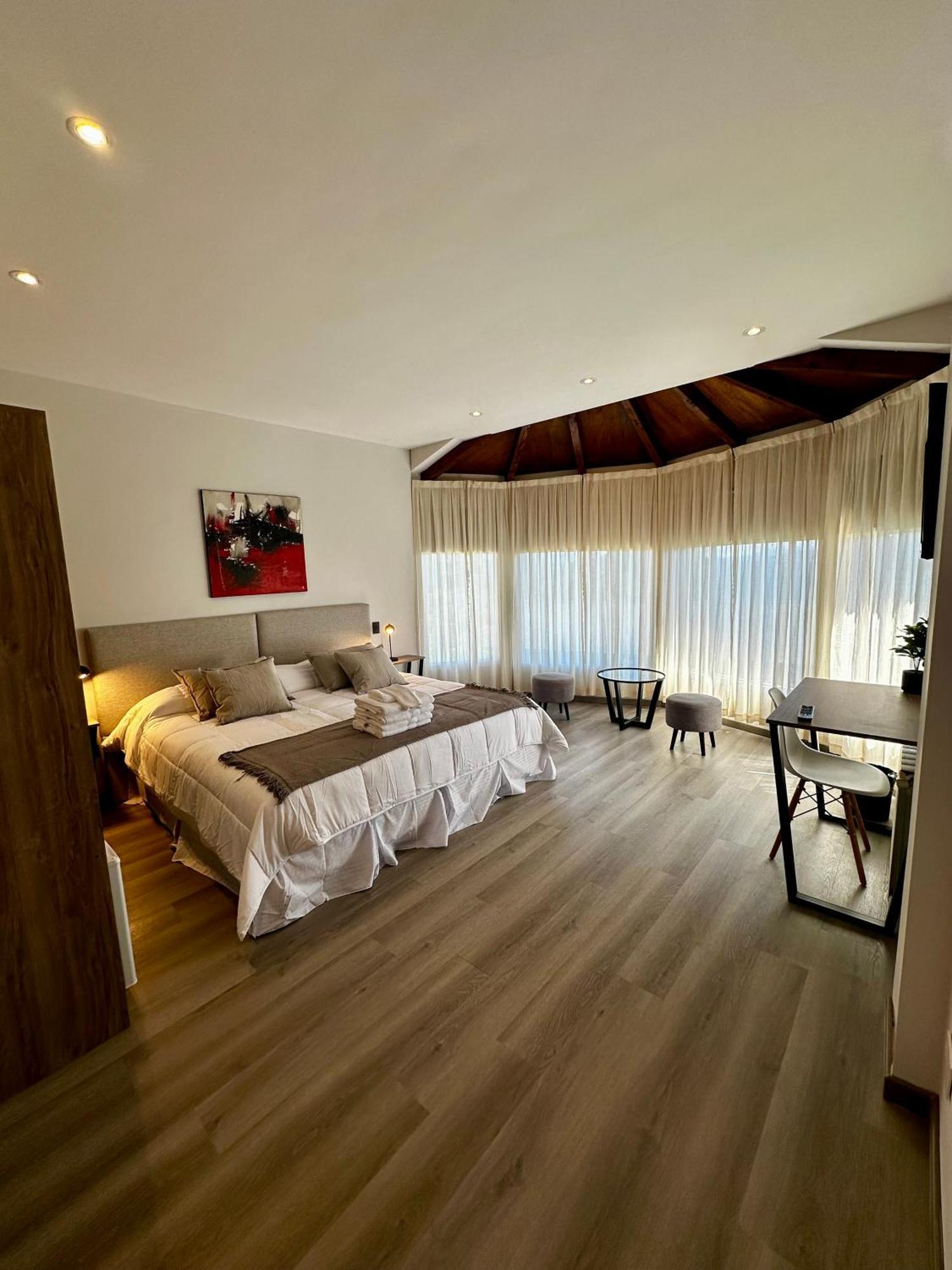 Nbh Lacus Boutique Hotel Bariloche Zewnętrze zdjęcie